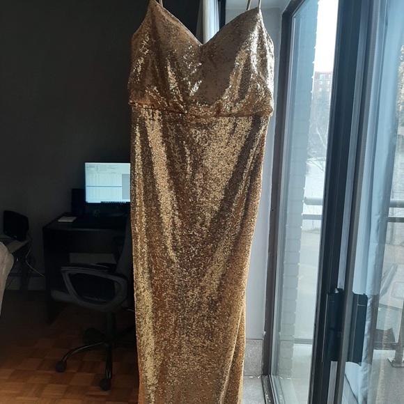 Beautiful sparkly gold dress ✨ - Picture 2 of 4
